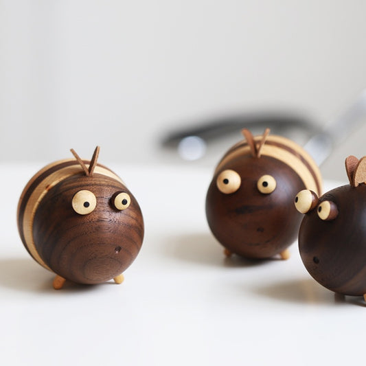 Cute Wooden Bee Toothpick Holder | Handmade Eco-Friendly Tabletop Dispenser & Home Decor